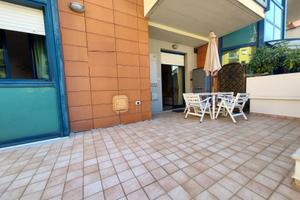Appartamento di 61 m² con 2 locali e box auto a Pe