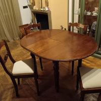 Tavolo rotondo, allungabile, in noce