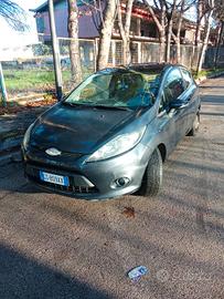 Ford Fiesta tdci.  gangio traino omologato 
