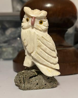 Gufo onice bianco e pirite