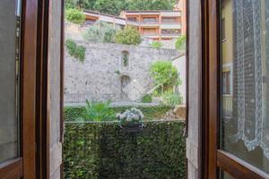 2 LOCALI A TOSCOLANO-MADERNO