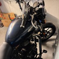 Royal Enfield Meteor 350 Stellar 950 Km e kit GiVi