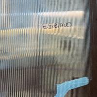 Lavori con vetro - specchi, mensole, box doccia e