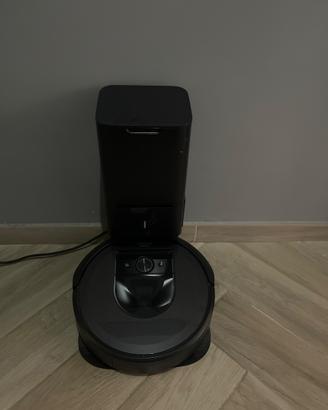 Roomba I7+