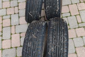 Gomme da neve 145 70  R12  