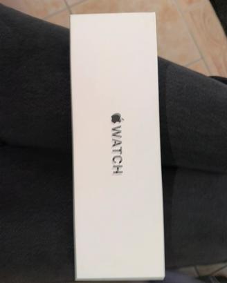 Apple watch SE 40mm con due cinturini