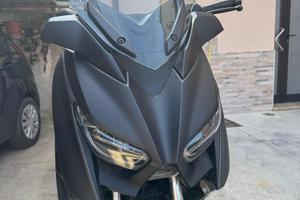 Yamaha x max 300 del 2021