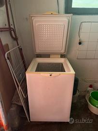 Congelatore a pozzetto Whirlpool