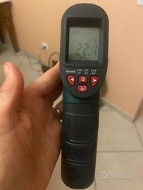 Misuratore di temperatura a pila