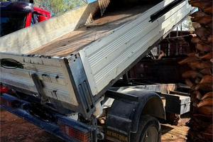 Cassone ribaltabile Ford