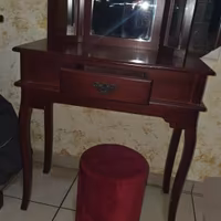 Postazione trucco arte povera (ballerina)