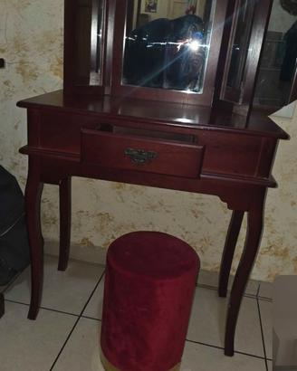 Postazione trucco arte povera (ballerina)