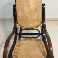 Sedia a dondolo Thonet