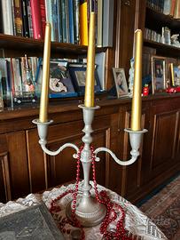 Argento candelabro nuovo antico
