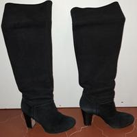 STIVALI SOPRA AL GINOCCHIO con tacco medio alto 