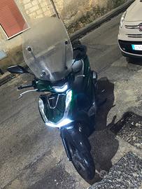 SH 125i verde vetro