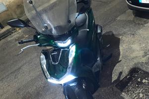 SH 125i verde vetro