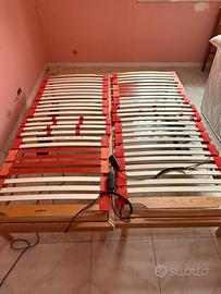 Due reti per letto a doghe motorizzata elettrica.