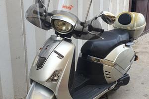 Scooter Lambretta PATO 150 Con Bauletto Euro3 2010