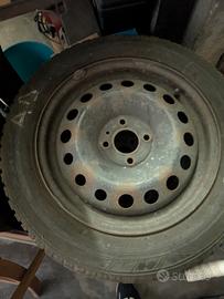 cerchioni e gomme 185 60 R15 