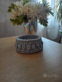 cestino in fettuccia ad uncinetto punto puff 