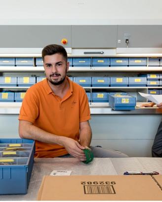 Ragioniere magazziniere addetto alle vendite