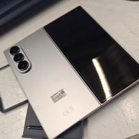 z fold 7  512g