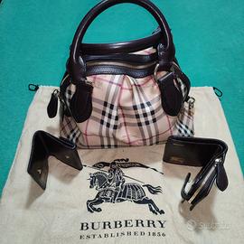 Borsa Burberry con stampa classica