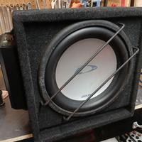 Subwoofer Alpine SBE-12BR con amplificatore V-Powe