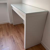 Scrivania bianca ikea