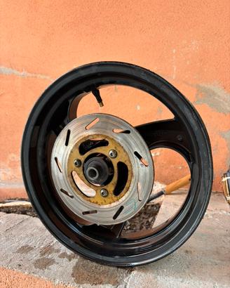 Cerchio Nrg Mc2 anteriore + posteriore