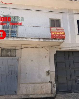 Casa indipendente di 345 m² con 5 locali e box aut