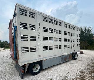 Rimorchio Cifa trasporto bestiame