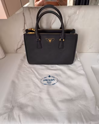 Borsa dupe Prada Nera