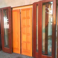 Portefinestre e scuroni in legno 