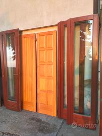 Portefinestre e scuroni in legno 