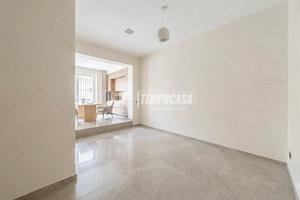 Indipendente con doppio ingresso personalizzabile