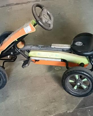 praticissimo Kart bambini a pedale