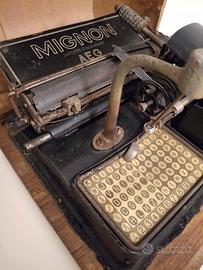 macchina da scrivere