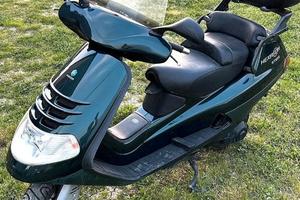PIAGGIO HEXAGON