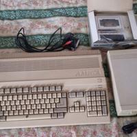 amiga 500 piu datasette e lettore floppy