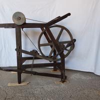 Antica mola a pedale