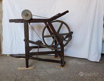 Antica mola a pedale