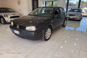 Volkswagen Golf 1.6 16V cat 5 porte Highline