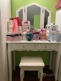 Specchiera Con Sgabello