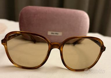 Occhiali da sole miu miu