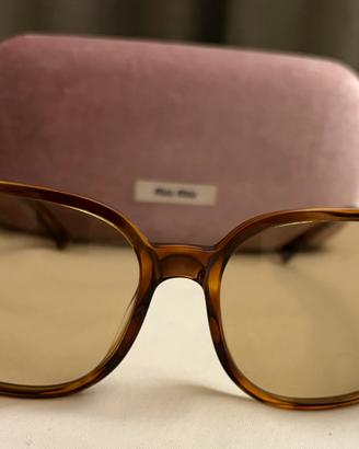 Occhiali da sole miu miu