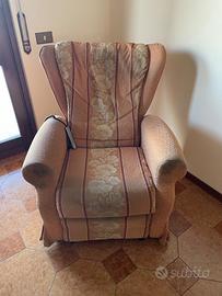 Divano e poltrona sanitaria