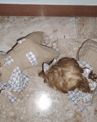 Bambole di porcellana, fratello e sorella 