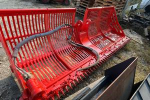 B8 Benna falciatrice